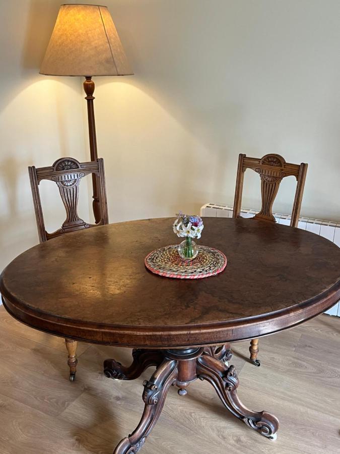 The Billiard Room - Cosy Country Retreat Abergavenny Zewnętrze zdjęcie